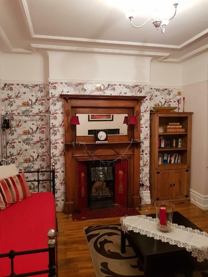 Beautiful Room In Victorian Family Home 伊尔福德 外观 照片
