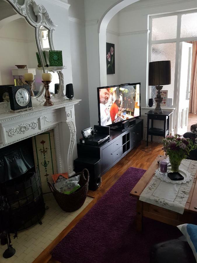 Beautiful Room In Victorian Family Home 伊尔福德 外观 照片